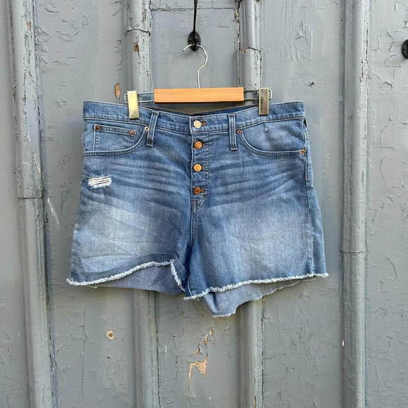 J  Crew High Rise Shorts, size 32 - Picture 3 of 11